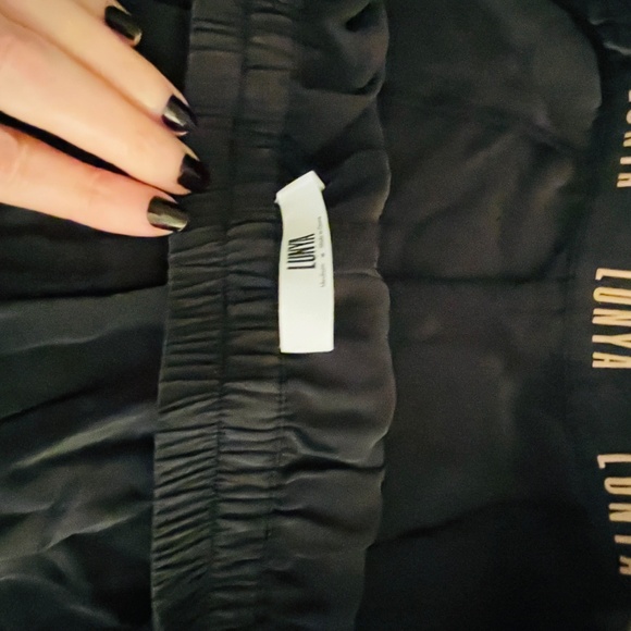 NWT Lunya Washable Silk High Rise Pant Set . Black. Medium - Picture 6 of 11